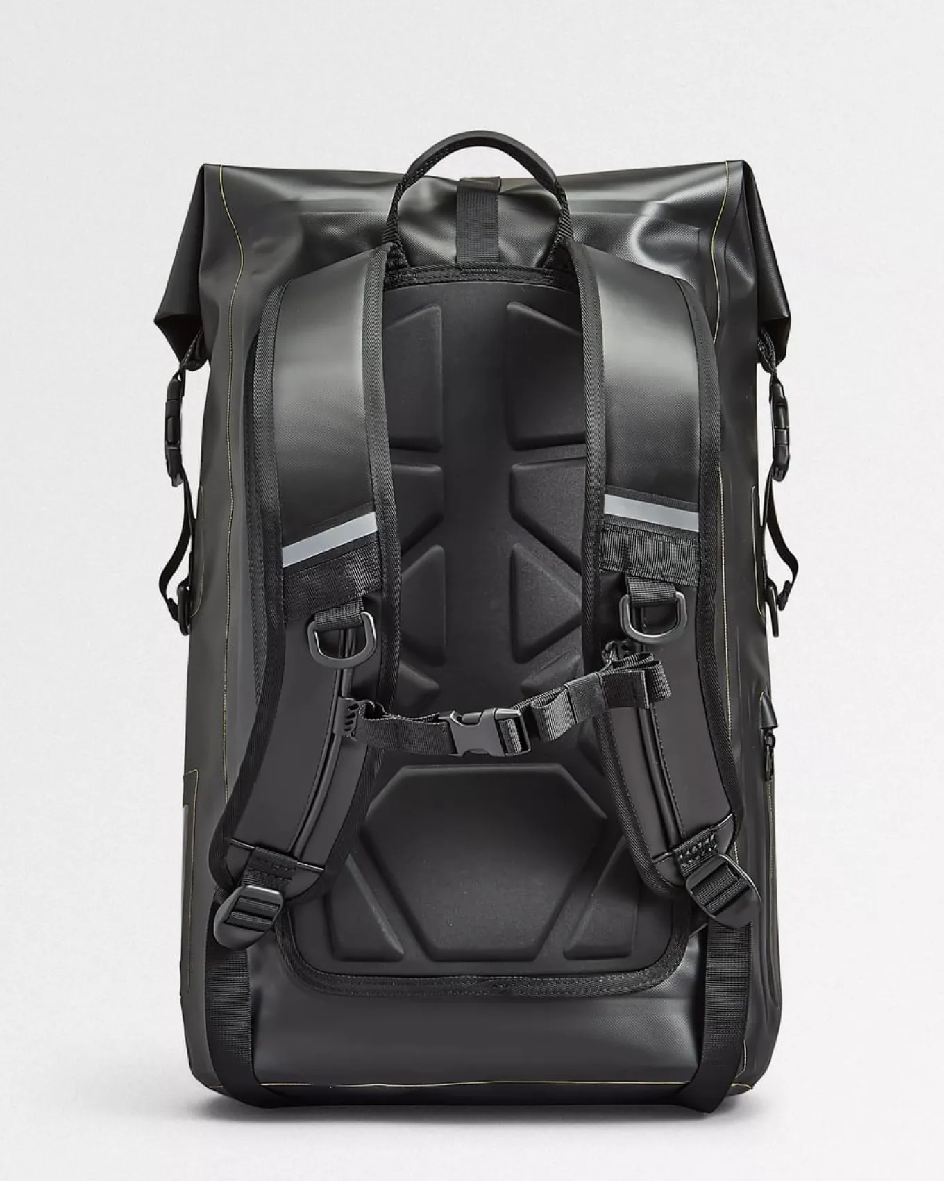 Tide Rucksack aus recyceltem Trockensack 25L - Schwarz