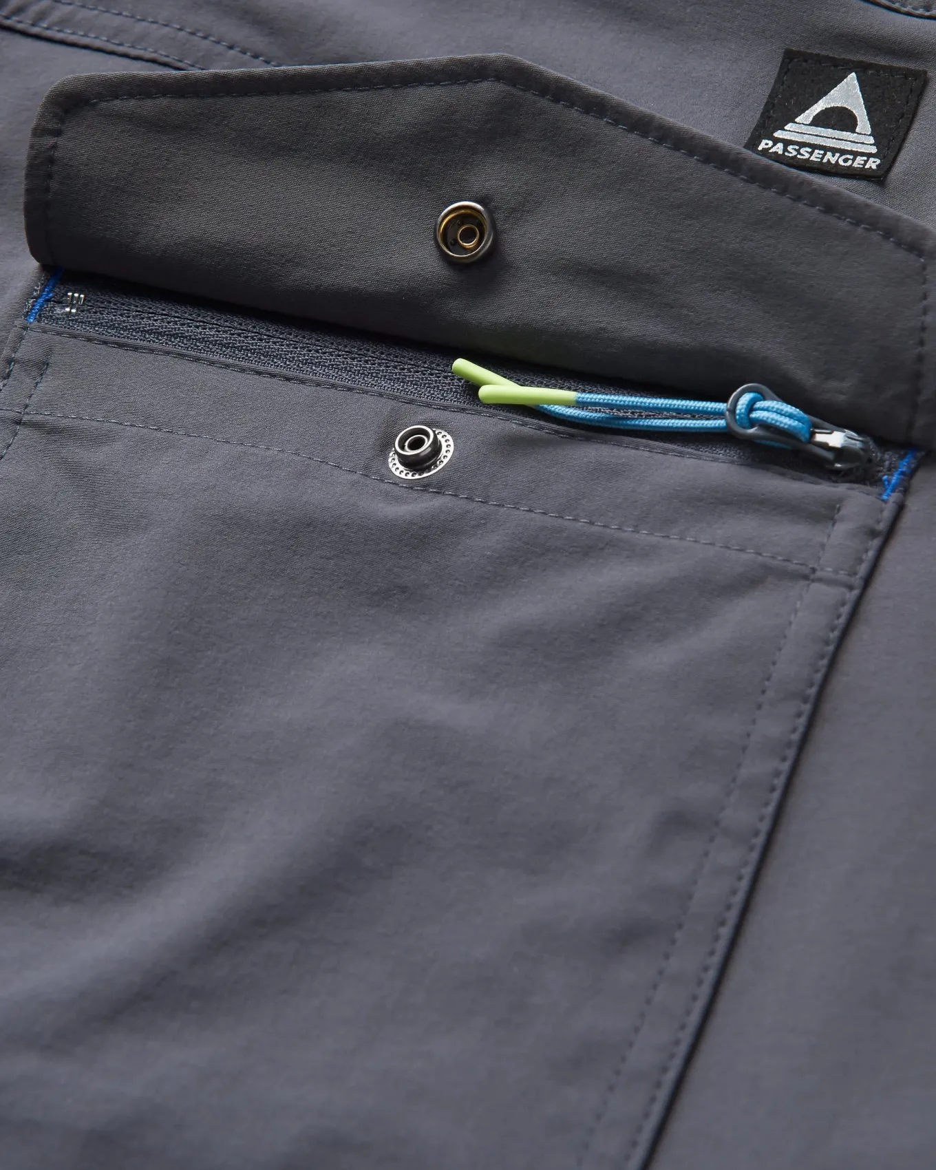 365 Trail Shorts - Holzkohle