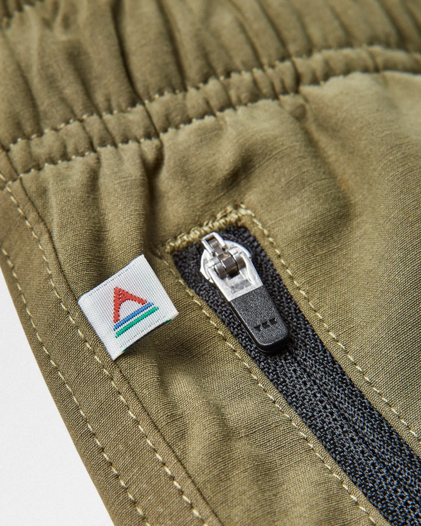 Traveller Bio Allzweck-Shorts - Khaki