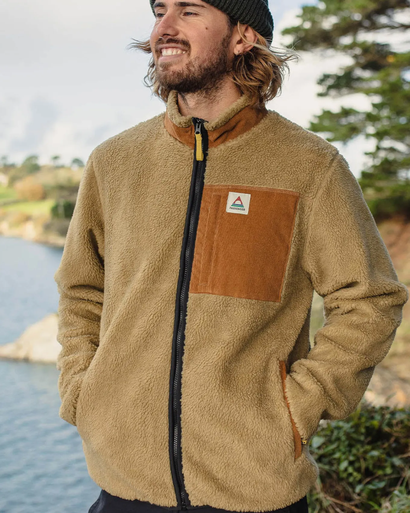 Trekker Recyceltes Tiefflor-Sherpa-Fleece - Biskuit