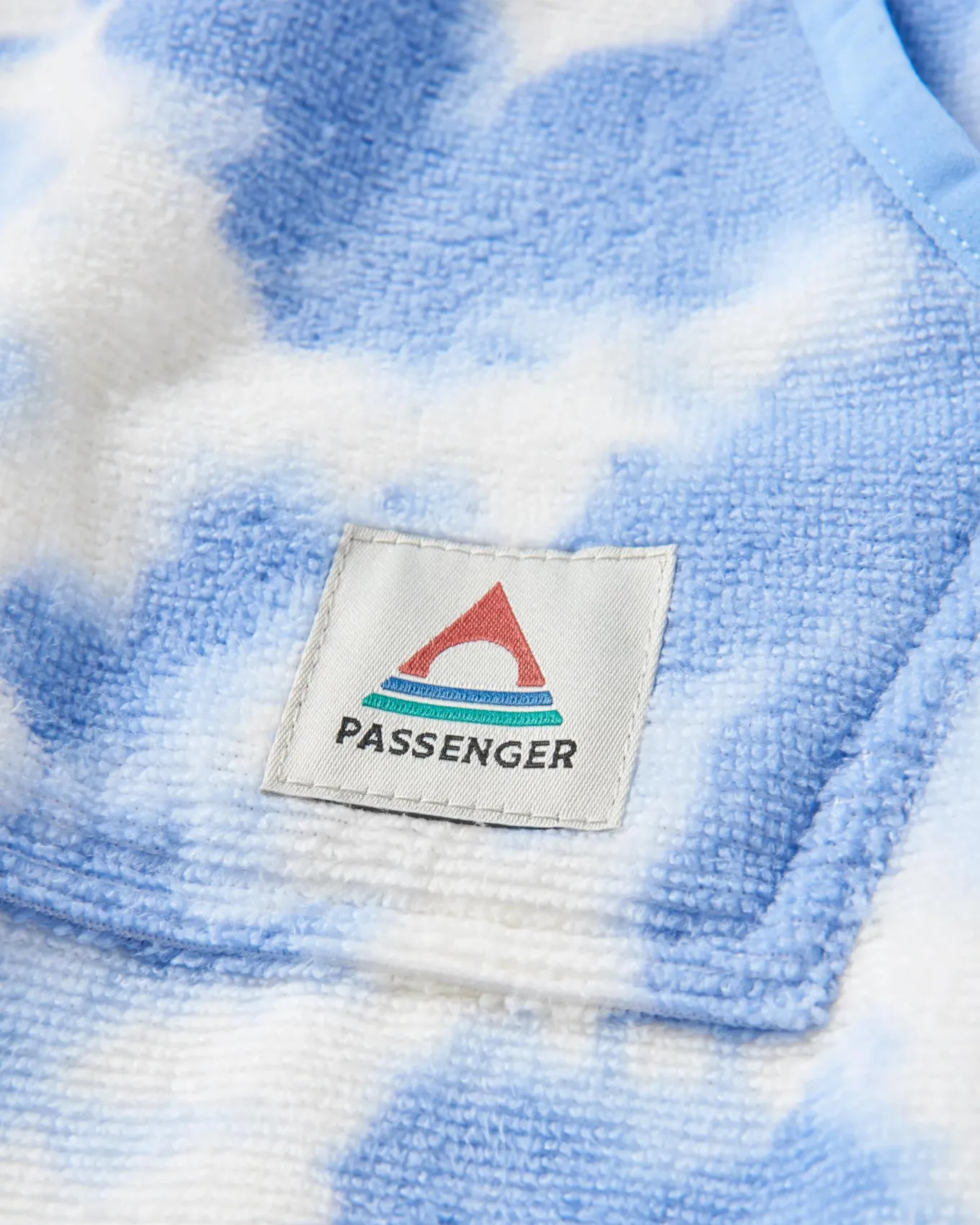 Tulum Recycelter Surf-Poncho - Tie Dye Kornblume