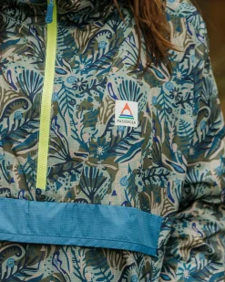Viento Recycelte Windjacke Anorak - Abstrakte Seealge Pistazie