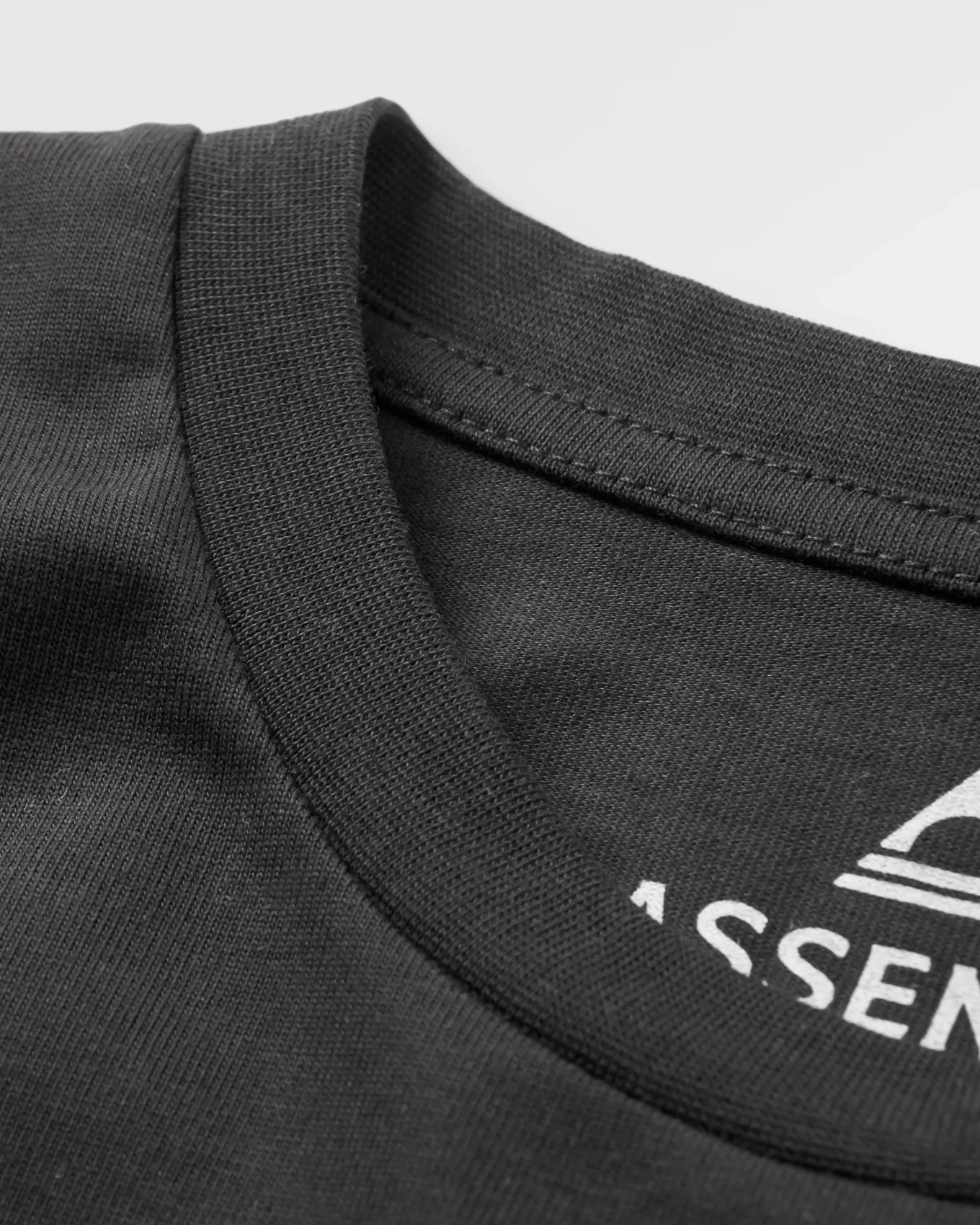 Vita Organic Relaxed Fit LS T-Shirt - Black