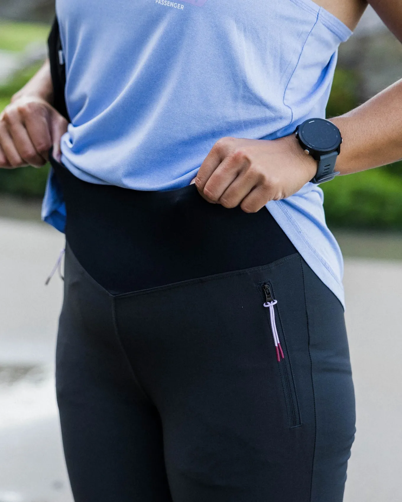 Wanderlust 4-Wege-Stretch-Leggings - Schwarz
