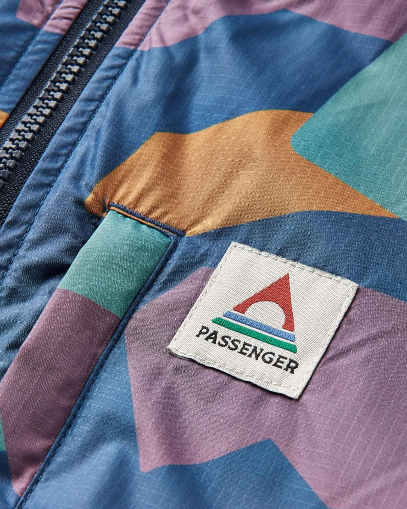 Waves Recycelter Sherpa Gefütterter Surf-Poncho - Tiefblaues Tarnmuster