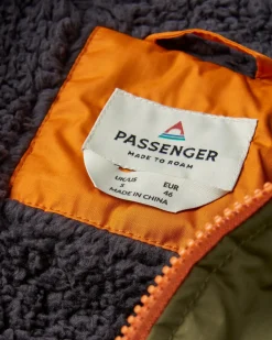 Waves Recycelter Sherpa Gefütterter Surf-Poncho - Schwarz/Khaki
