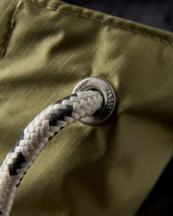 Waves Recycelter Sherpa Gefütterter Surf-Poncho - Schwarz/Khaki