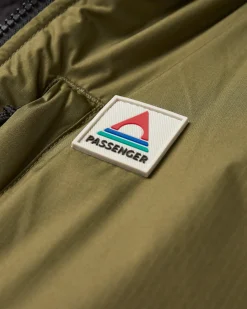 Waves Recycelter Sherpa Gefütterter Surf-Poncho - Khaki