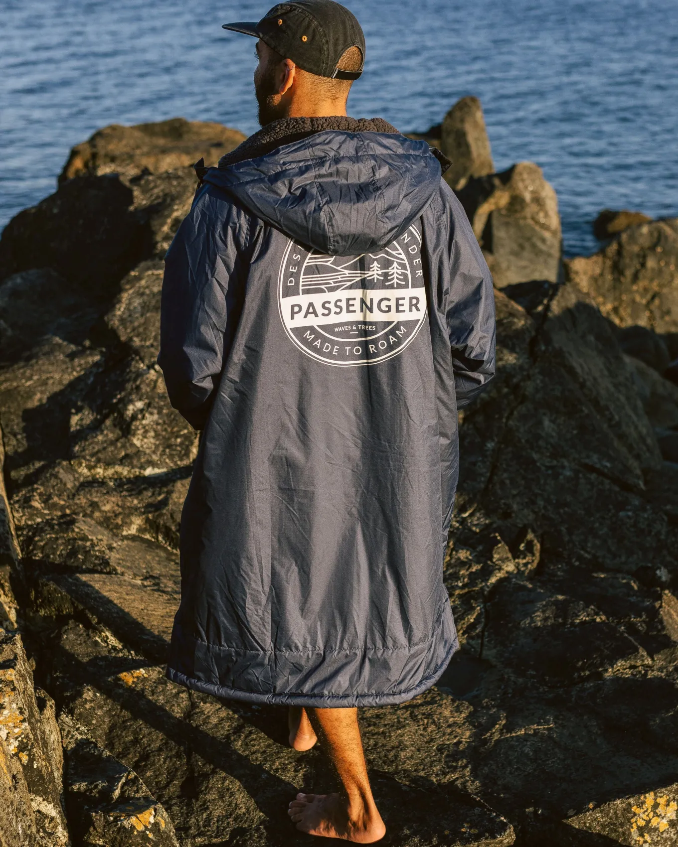 Waves Recycelter Sherpa Gefütterter Surf-Poncho - Tiefes Marineblau