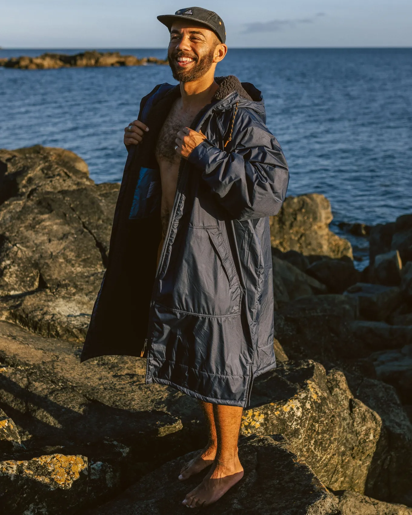 Waves Recycelter Sherpa Gefütterter Surf-Poncho - Tiefes Marineblau