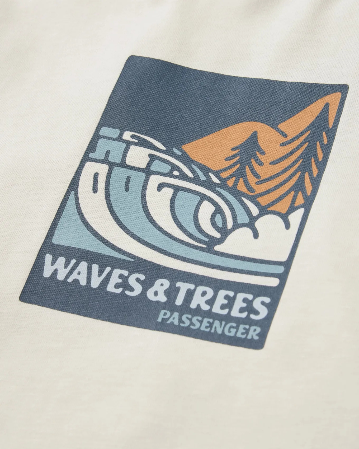 Waves u0026 Trees Bio-Baumwoll-T-Shirt - Birke