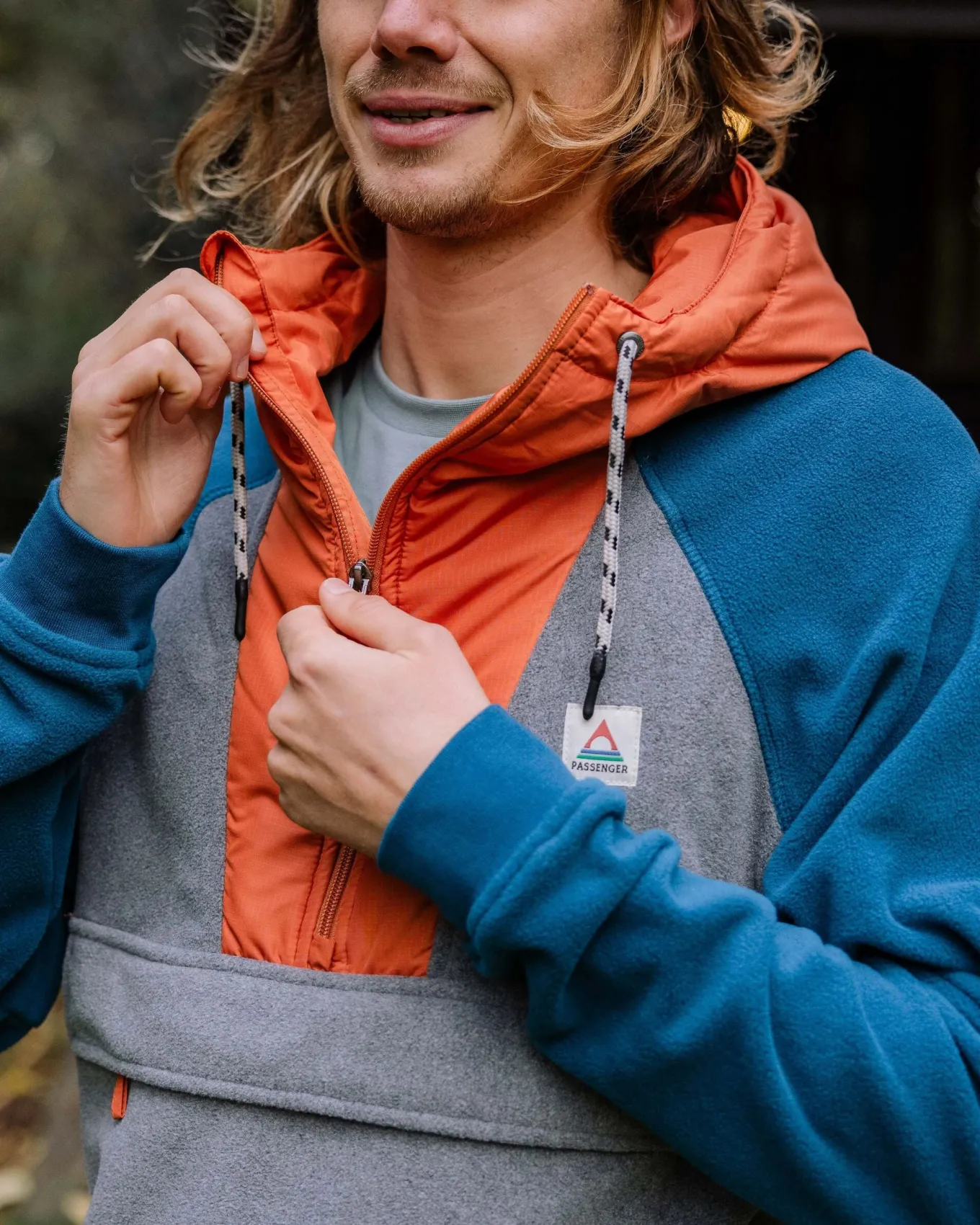 Woodland Kapuzenpullover mit 1/2 Reißverschluss aus recyceltem Polarfleece - Graumeliert / Gezeitenblau