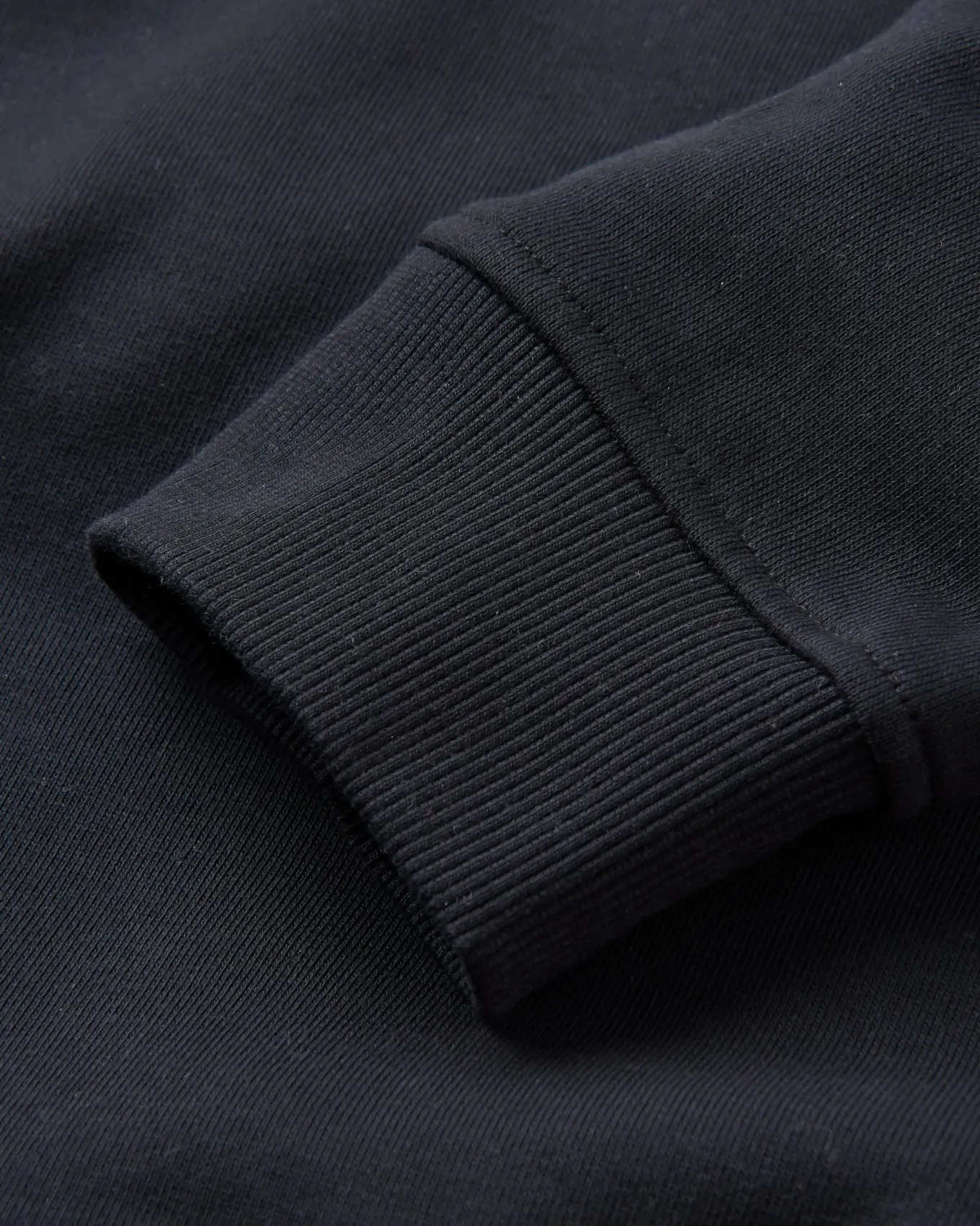 Yuca Bio-Baumwoll-Sweatshirt - Schwarz